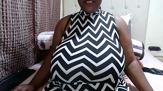 CHOCOLATEDARKBUSTYX online show from December 22, 7:39 pm