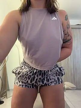 Megan lu2 online show from May 28, 1:53 pm