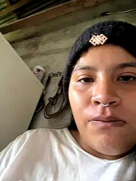 moncerrat luna online show from November 15, 8:43 pm