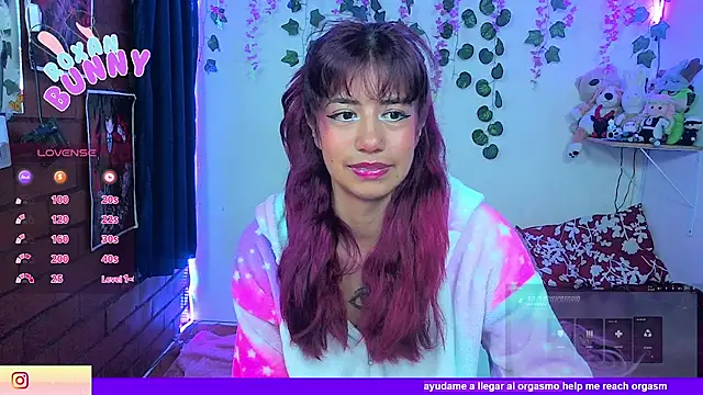 Roxanbunny1 online show from May 24, 7:07 am