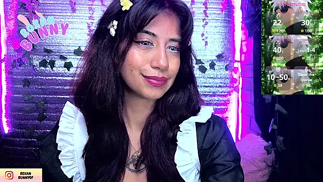 Roxanbunny1 online show from March 18, 7:02 am