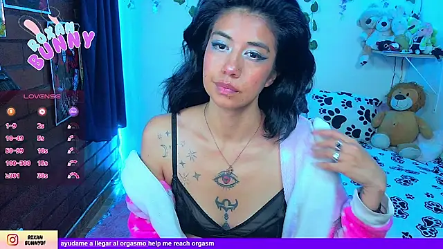 Roxanbunny1 online show from June 18, 1:51 am