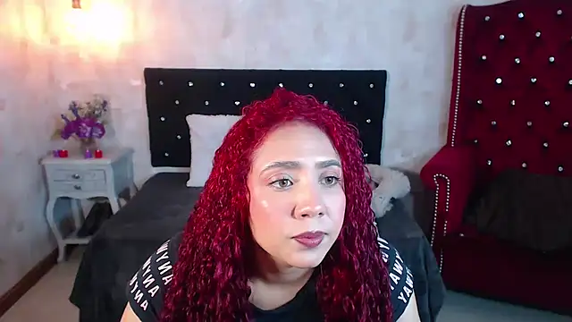 IsabelaLatina online show from June 28, 6:42 am