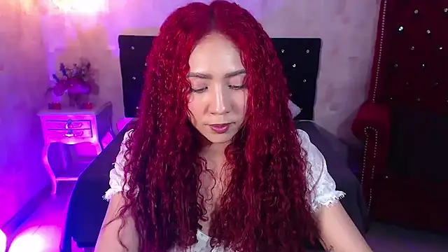 IsabelaLatina online show from July 5, 3:35 am