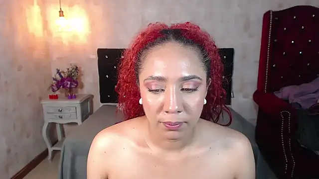 IsabelaLatina online show from June 13, 7:06 am