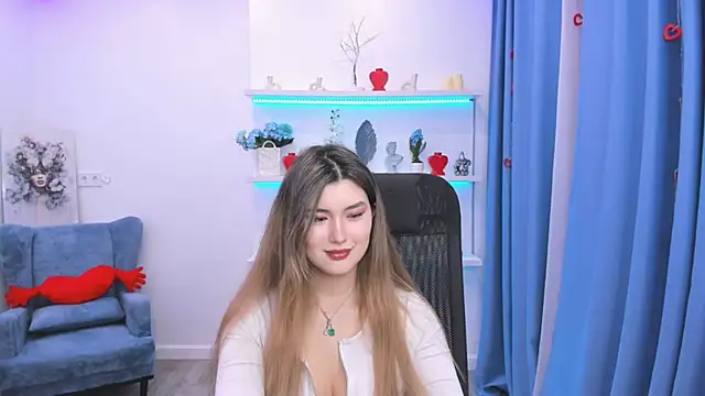 AnneTLi online show from February 28, 3:17 am