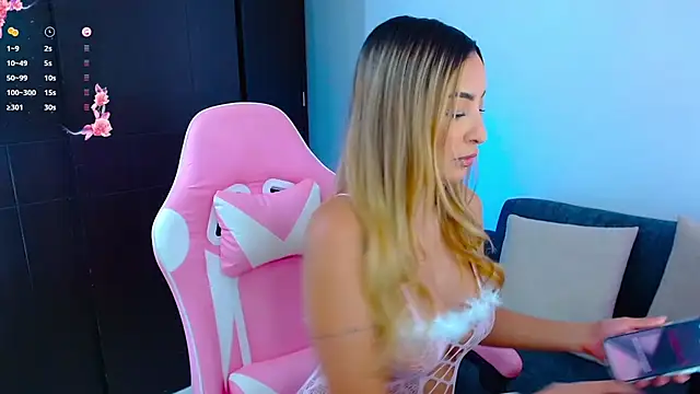 im grecia online show from February 20, 7:47 pm