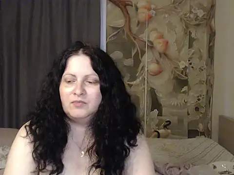 Lillian2 online show from July 24, 7:17 am