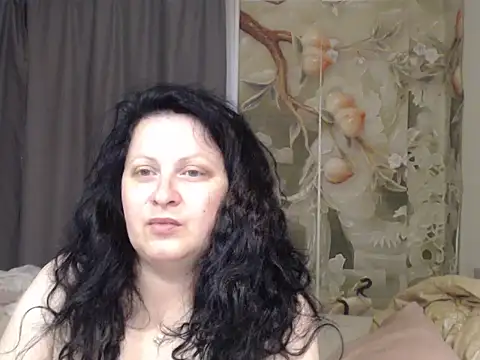 Lillian2 online show from July 29, 7:52 am