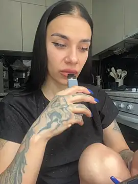 Queen of pain online show from July 23, 7:05 am