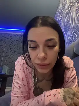 Queen of pain online show from January 9, 8:19 am