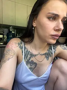 Queen of pain online show from July 27, 7:38 am