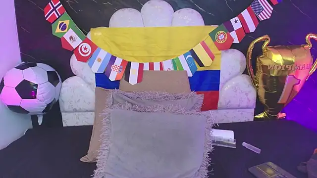  MiaBrown  online show from July 4, 12:23 pm