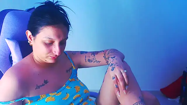 liz dirty online show from January 7, 10:57 pm