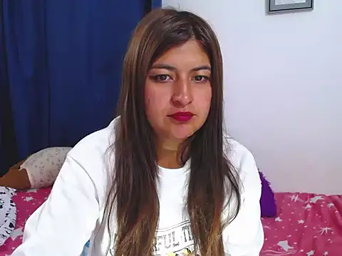 Yunhot  online show from August 4, 9:59 am