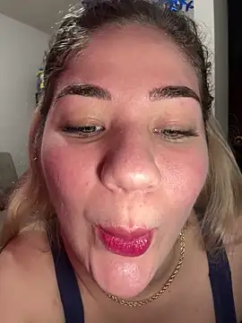 Celestedubois online show from December 15, 7:19 pm