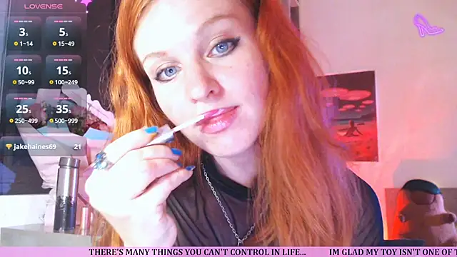 Cassie Wild online show from April 19, 1:00 pm