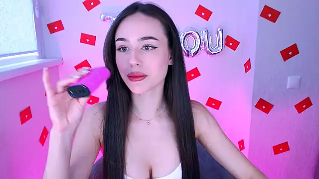 EmiliEliott online show from February 24, 9:41 am