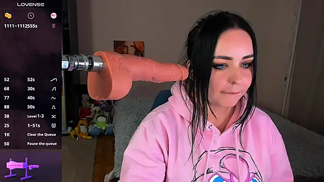 Cherry  Girl online show from April 27, 7:33 pm