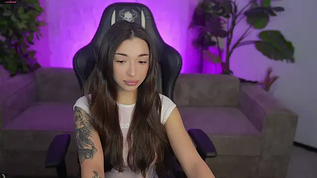 Jasmine Flow online show from February 20, 9:00 am