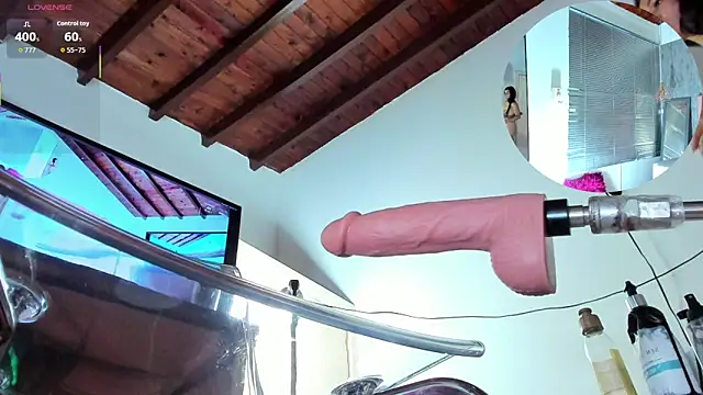 naomidibello online show from March 6, 7:09 pm