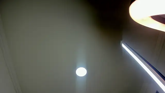 nalalye cruzz  online show from November 8, 3:11 am