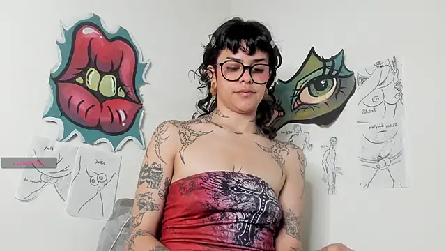 trinitty online show from April 23, 10:12 pm