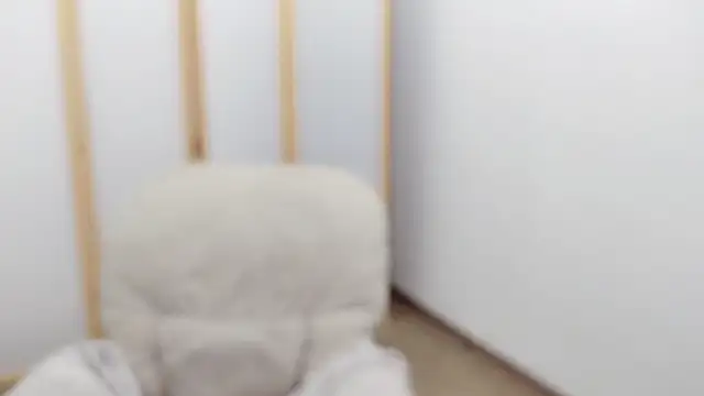 Jeanie Tiya online show from March 8, 2:04 am