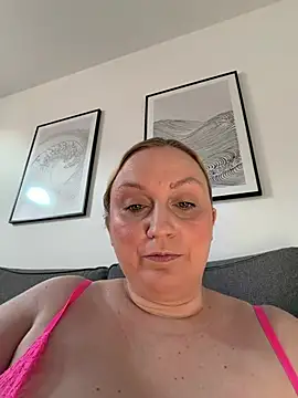 BBW Nora online show from March 18, 9:47 am