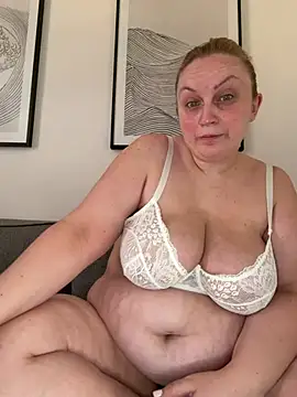 BBW Nora online show from July 25, 6:53 am