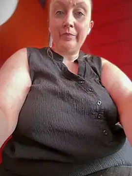 BBW Nora online show from July 8, 9:11 am