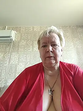 EffectFiona online show from June 25, 11:45 am