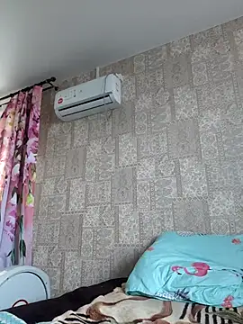 EffectFiona online show from November 13, 4:22 am