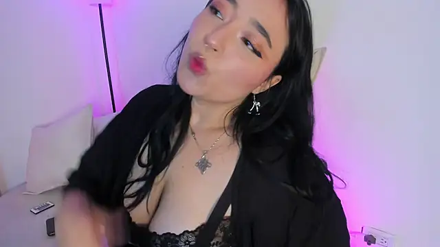 Miss Loise online show from August 5, 3:02 am