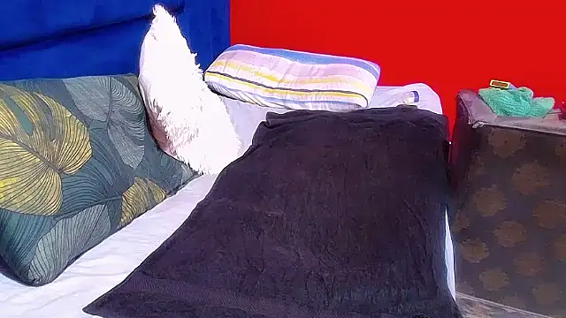 Lelety79 online show from November 8, 5:45 am