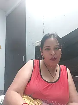 Poojabhabi101 online show from May 4, 5:11 am