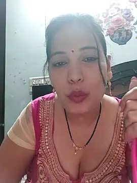 Poojabhabi101 online show from April 29, 6:16 am