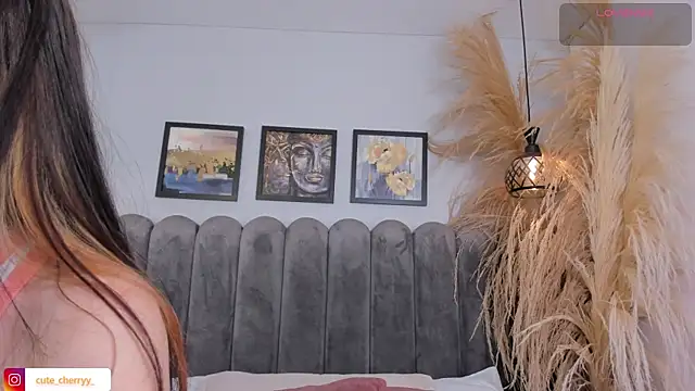 cute  cherry  online show from June 25, 8:21 pm