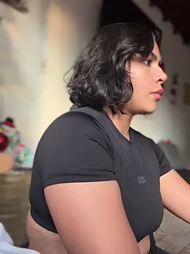 GigiiStone online show from November 29, 10:25 pm