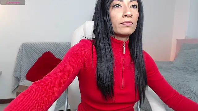 Snapshot of sofia_perez___ chatting on October 15, 9:06 pm sofia perez online show from October 15, 9:06 pm