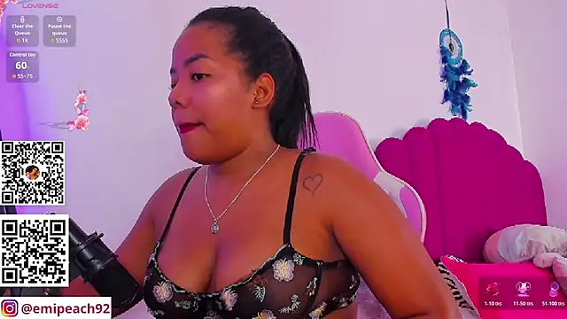 samanthaabloom online show from July 7, 1:25 pm