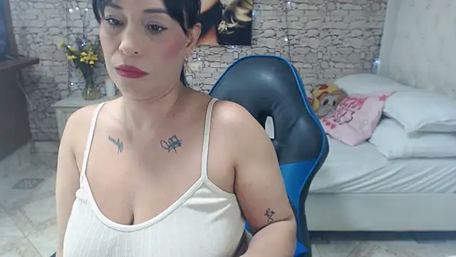 AlissonTyler4u online show from April 30, 5:01 am