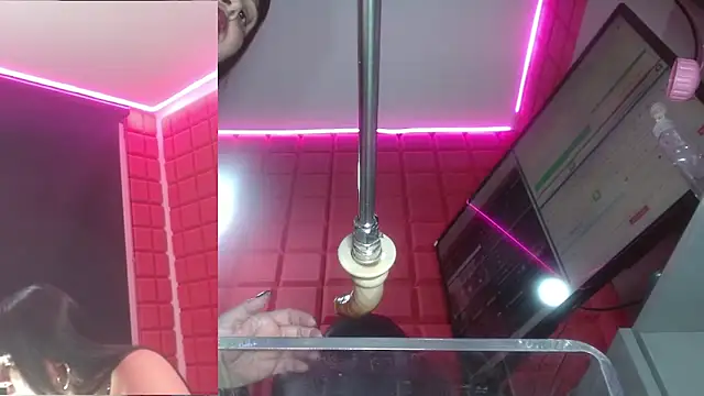 sammyEvans   online show from February 18, 9:36 pm