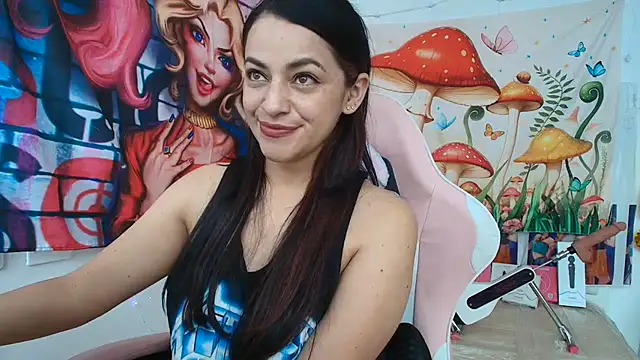 LovelyAzucena online show from June 26, 3:02 pm