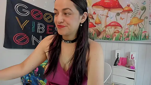 Snapshot of LovelyAzucena chatting on October 7, 2:54 pm LovelyAzucena online show from October 7, 2:54 pm