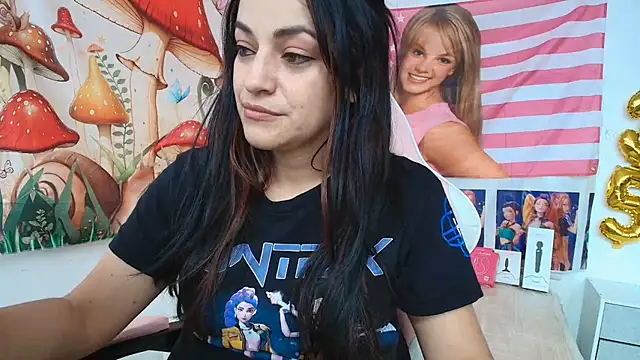 LovelyAzucena online show from July 2, 3:51 pm