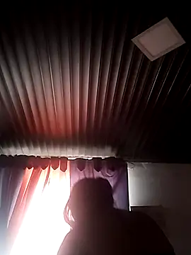 Victoria Caruso online show from April 11, 3:48 pm