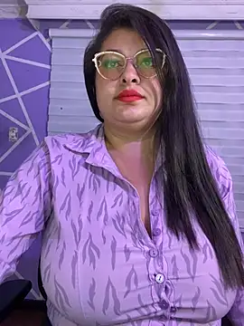 MiiaaJoness online show from February 3, 6:40 am