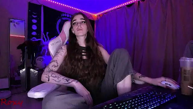 wet dream  online show from November 18, 1:28 am