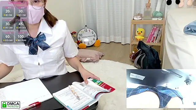 Snapshot of SUZU_ chatting on September 11, 12:16 pm SUZU online show from September 11, 12:16 pm